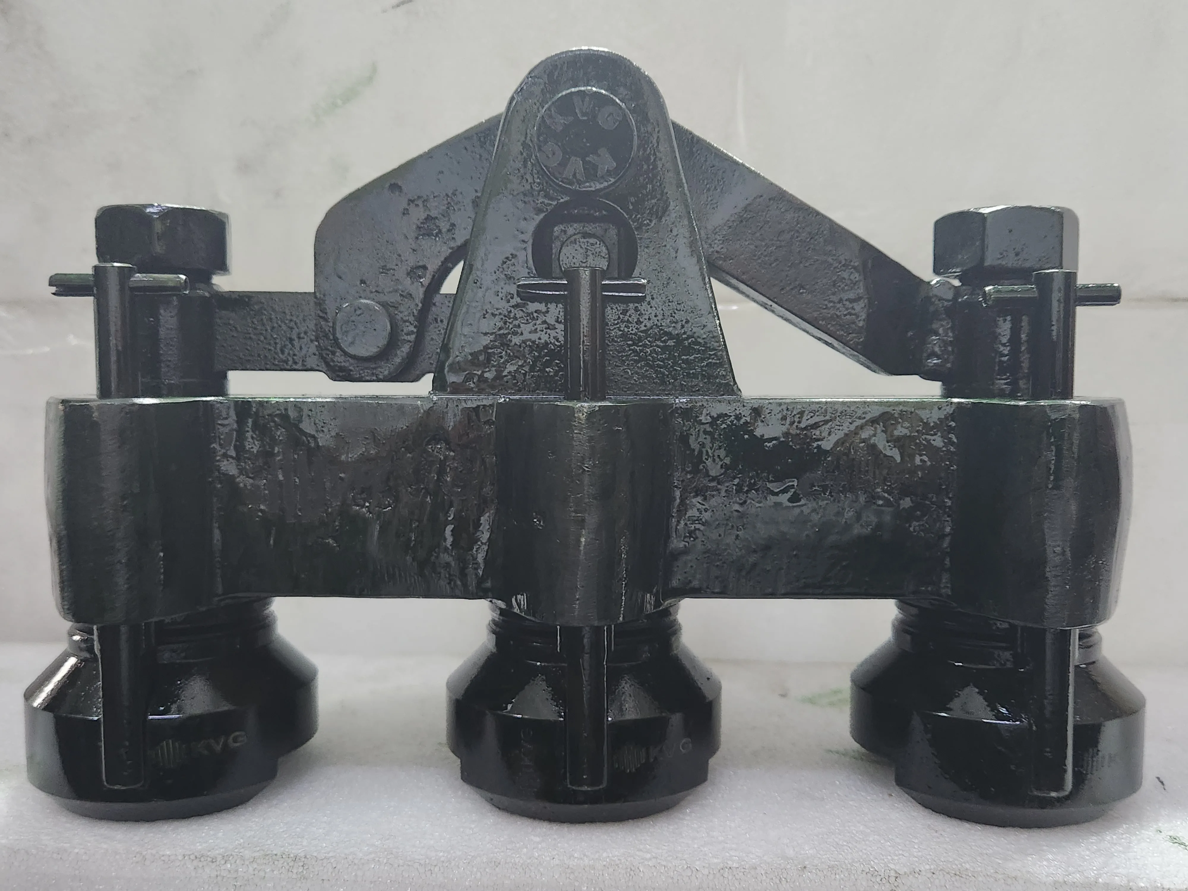 Baffle Arms for IS Machines for container glass IS machines, manufactured by KVG Enterprises